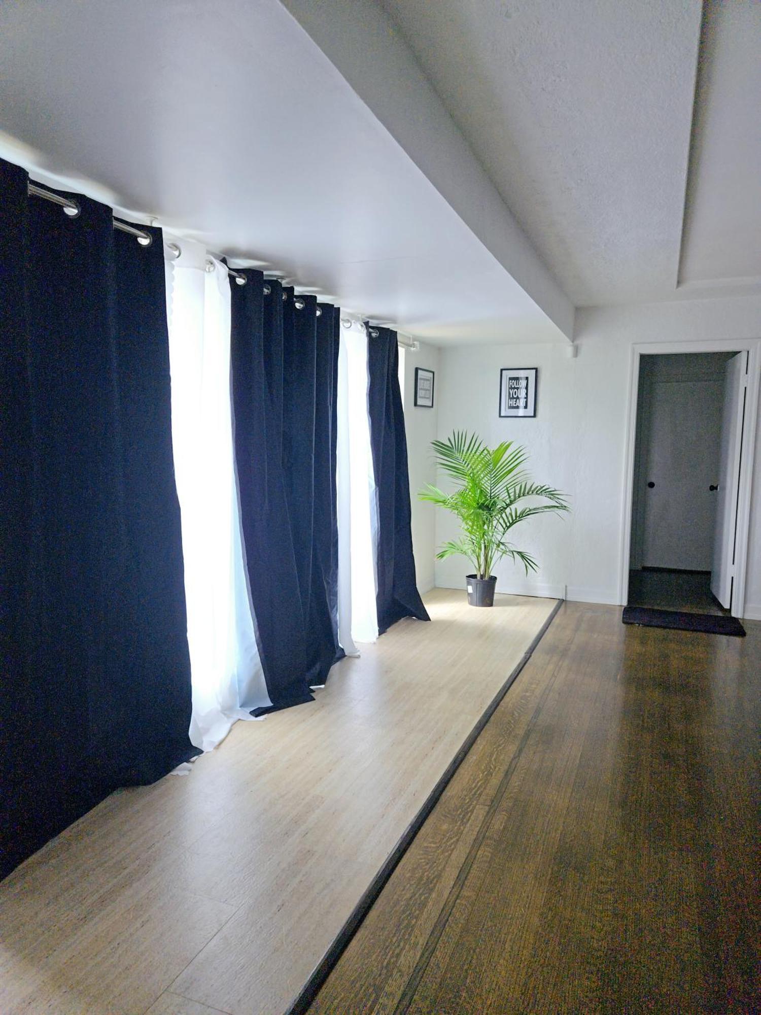 Lovely Cozy Room! With Attached Private Bath In The Heart Of Vancouver! Private Parking & Self Check-In! Bagian luar foto